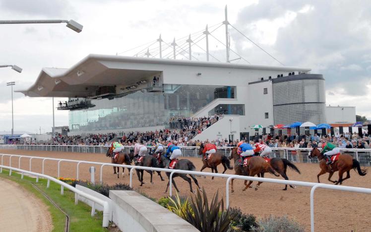 Dundalk Stadium Fast-Track Qualifier